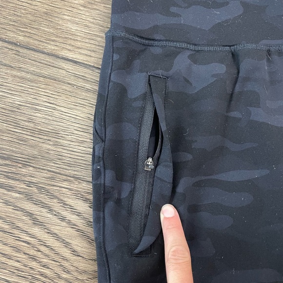 Alphalete Joggers - Picture 6 of 8